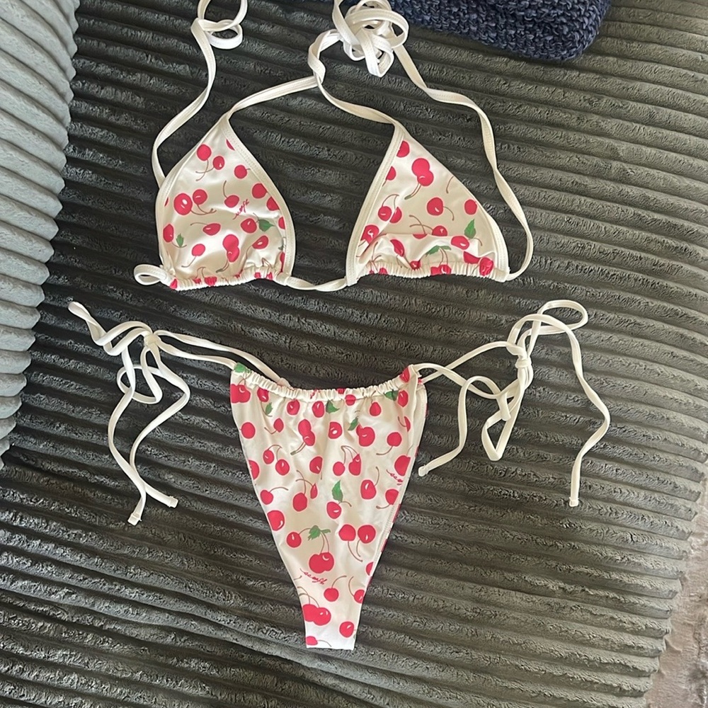 Sydney Sweeney x Frankie’s Bikinis Bottom